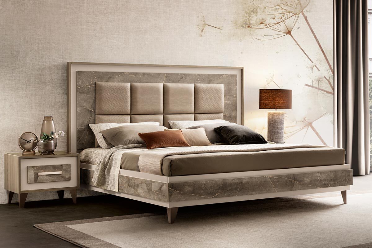 Glamour postel s čalouněním Adora Ambra