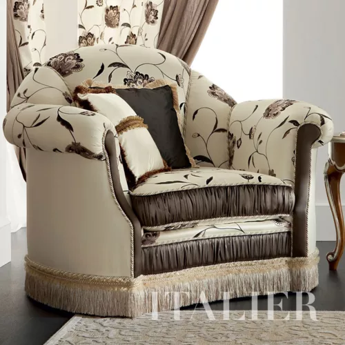 Padded-armchair-ebroidered-soft-handmade-fabrics-Bella-Vita-collection-Modenese-Gastoneiuz