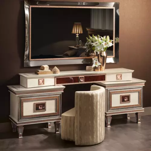 Dolce Vita dressing table with mirror and pouf