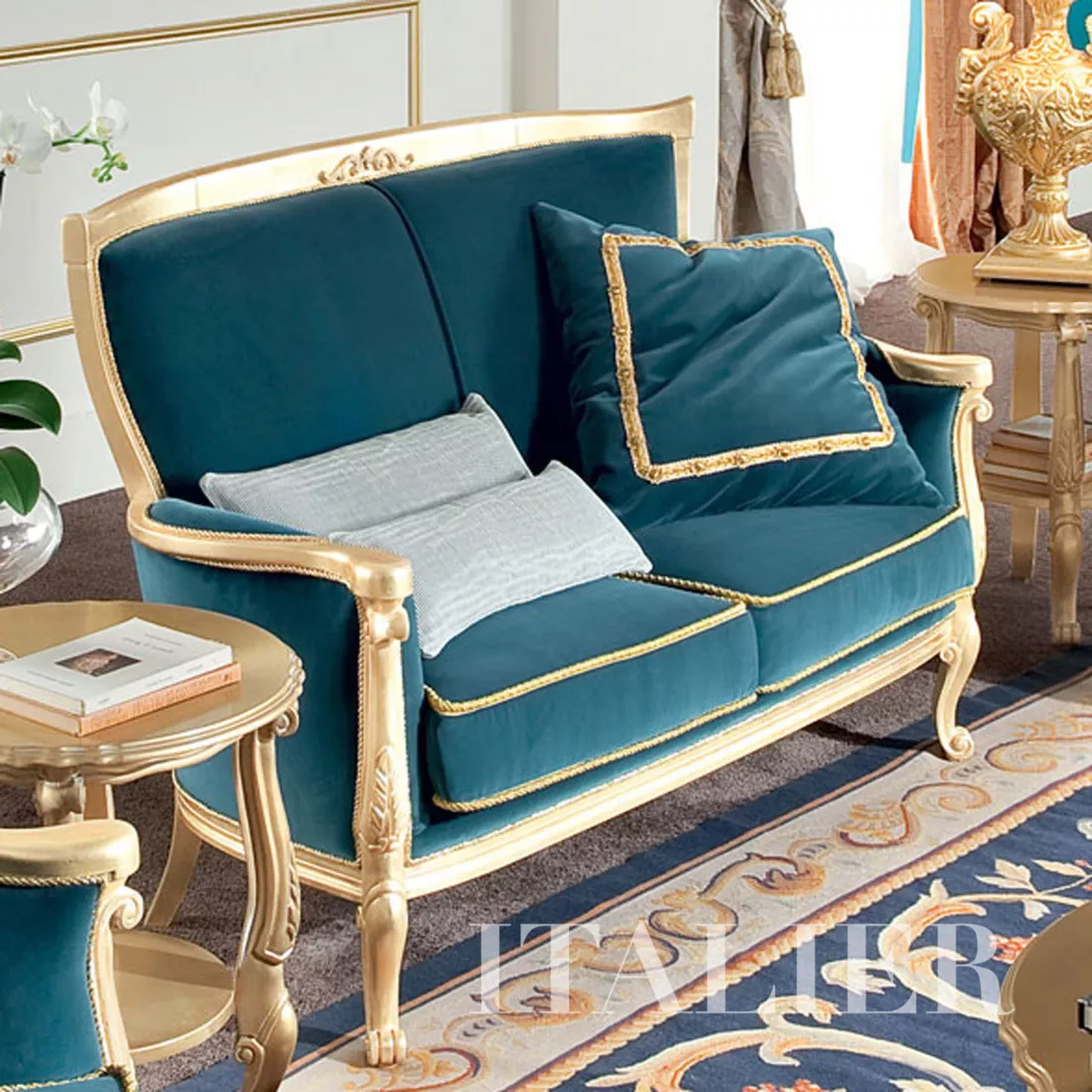 Deluxe-living-room-classic-home-furnishing-Bella-Vita-collection-Modenese-Gastonerfewd