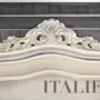 Bookcase-detail-luxury-classic-interior-design-Bella-Vita-collection-Modenese-Gastone